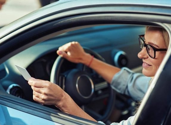 cuánto tiempo se puede tener el carnet de conducir caducado