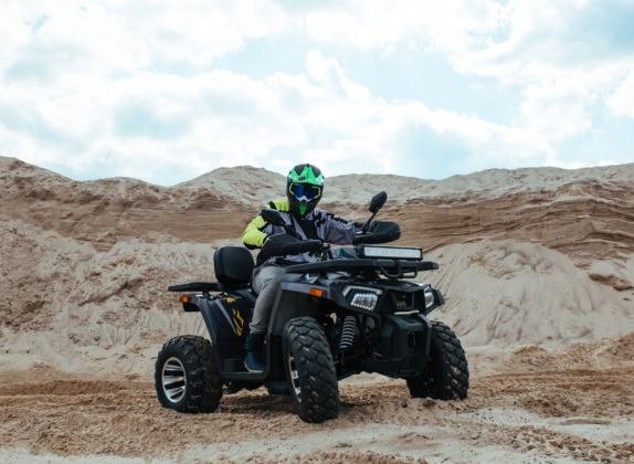 que carnet se necesita para conducir un quad de 700cc